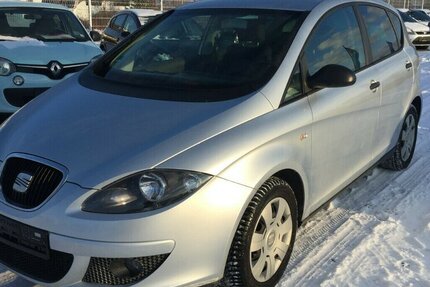 Seat Altea XL Reference,Tüv Neu! 190.000 km 2.990 &euro; Himmelkron 95502
