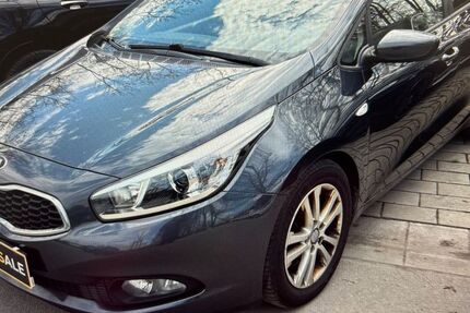 Kia ceed / Ceed 195.600 km 5.400 &euro; Langquaid OT Niederleierndorf 84085