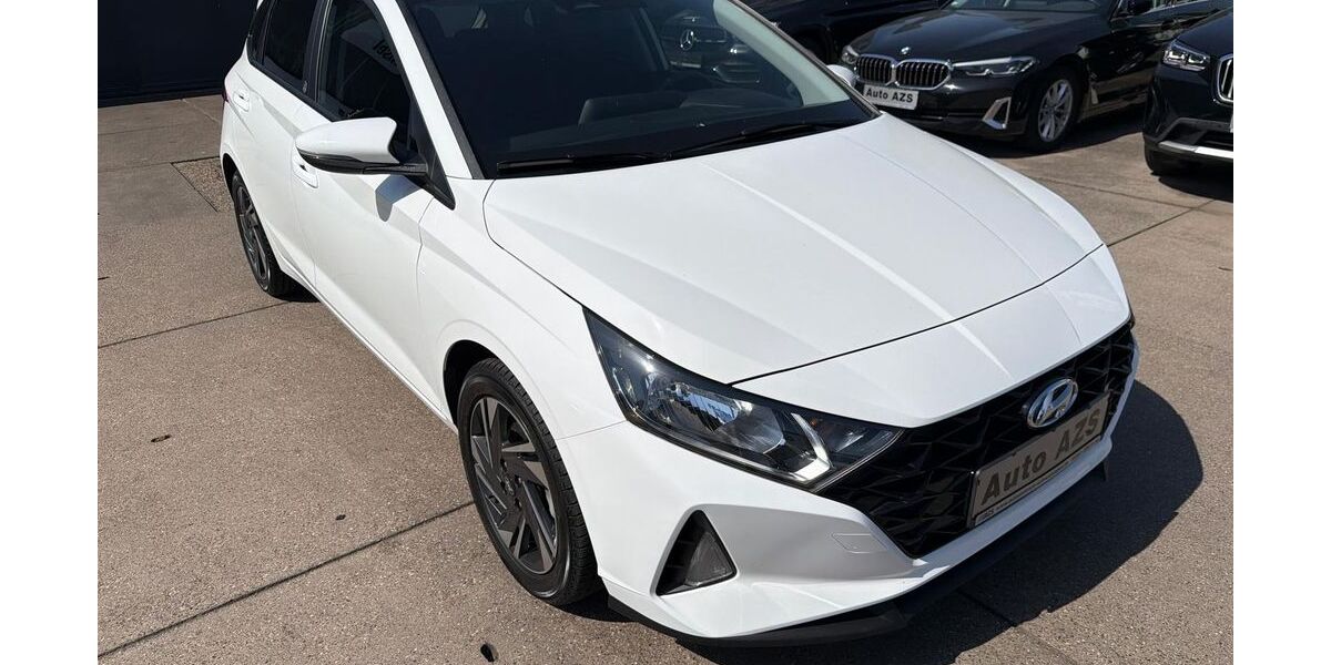 Hyundai i20 17.166 km 15.950 &euro; Schwetzingen 68723