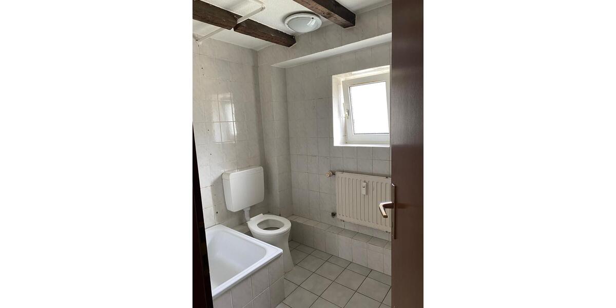 Etagenwohnung Geldern - 3 Zimmer, 81 m&sup2;, 550&euro; | Angebot:26225025