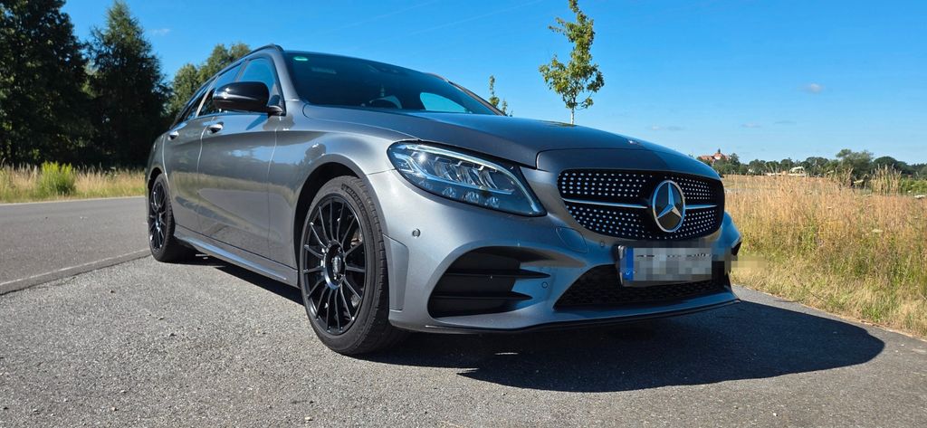 Mercedes-Benz C 300 116.000 km 28.500 &euro; Arnsdorf 01477