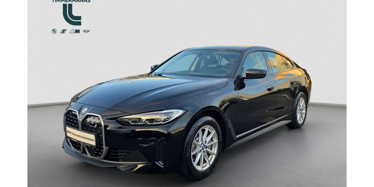 BMW i4 32.537 km 34.900 &euro; Nettetal 41334