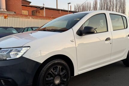 Dacia Sandero 81.000 km 5.900 &euro; Bocholt 46395