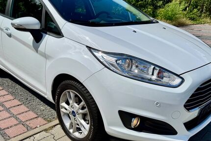 Ford Fiesta 142.555 km 4.450 &euro; Dresden 01279