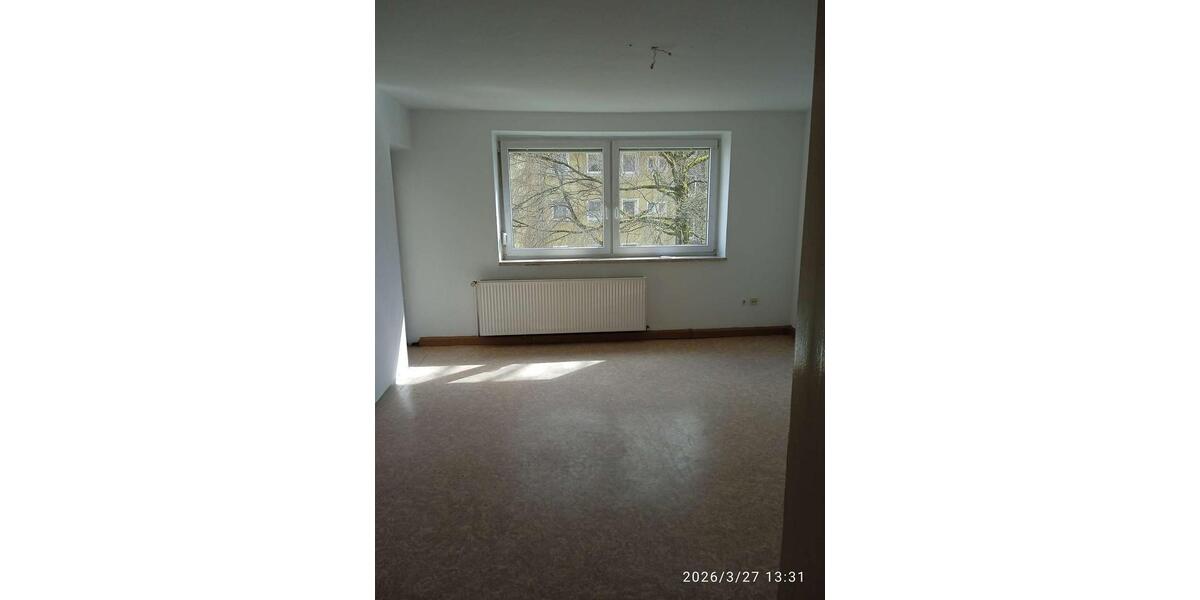 Etagenwohnung Neustadt bei Coburg - 3 Zimmer, 65 m&sup2;, 420&euro; | Angebot:25978577