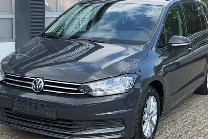 VW Touran 201.000 km 9.990 &euro; Bösel 26219