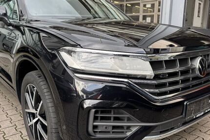 VW Touareg 136.152 km 44.850 € Frankfurt am Main 65936