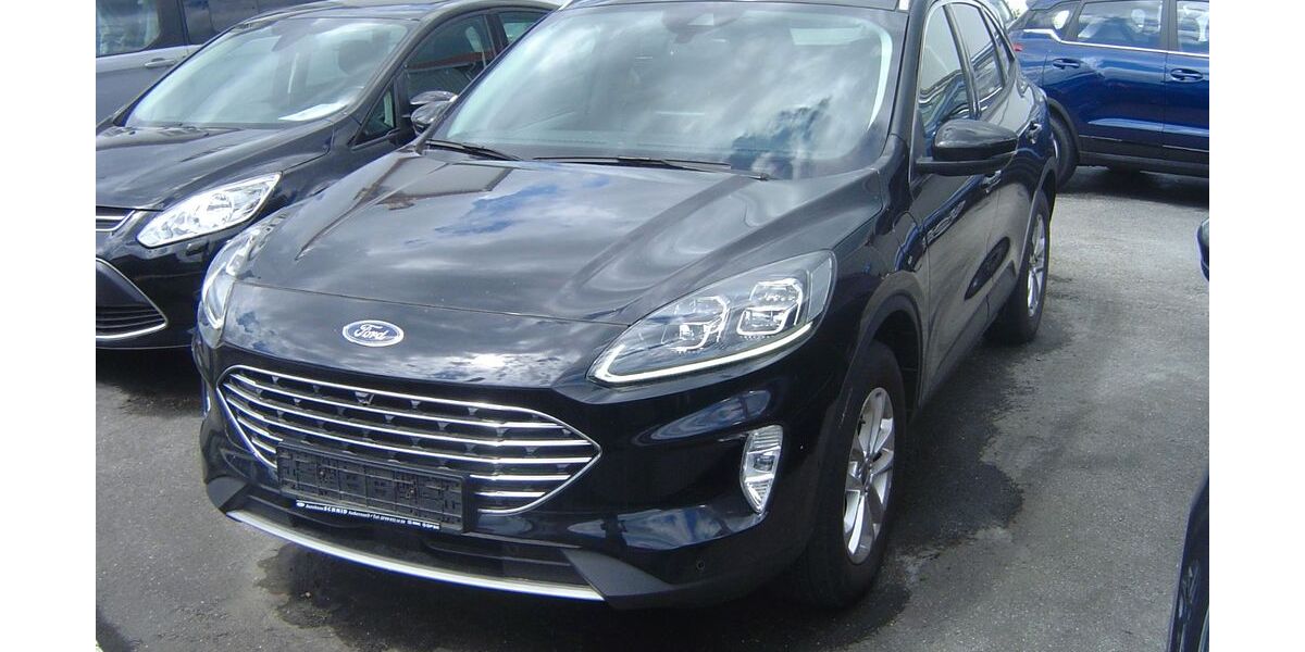 Ford Kuga 62.900 km 24.790 &euro; Außernzell 94532