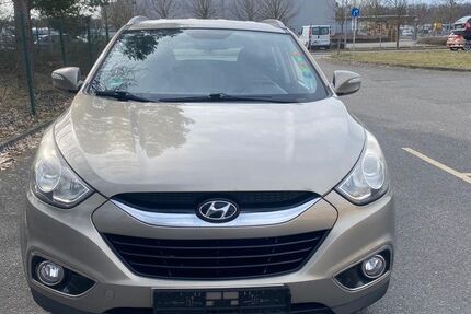 Hyundai ix35 258.000 km 5.500 &euro; Berlin 12487