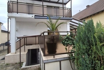 Chic & modern: Doppelhaushälfte mit Garten und vermietbarem 2-ZKB-Apartment - Haus Ludwigshafen Oggersheim-Notwende | Angebot:26404153