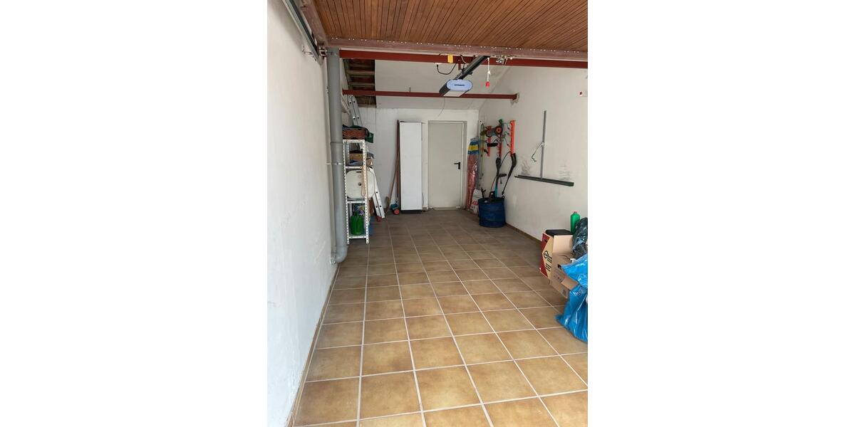 Doppelhaushälfte Leimen - 6 Zimmer, 210 m&sup2;, 2.000&euro; | Angebot:24715089