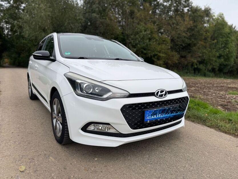 i20