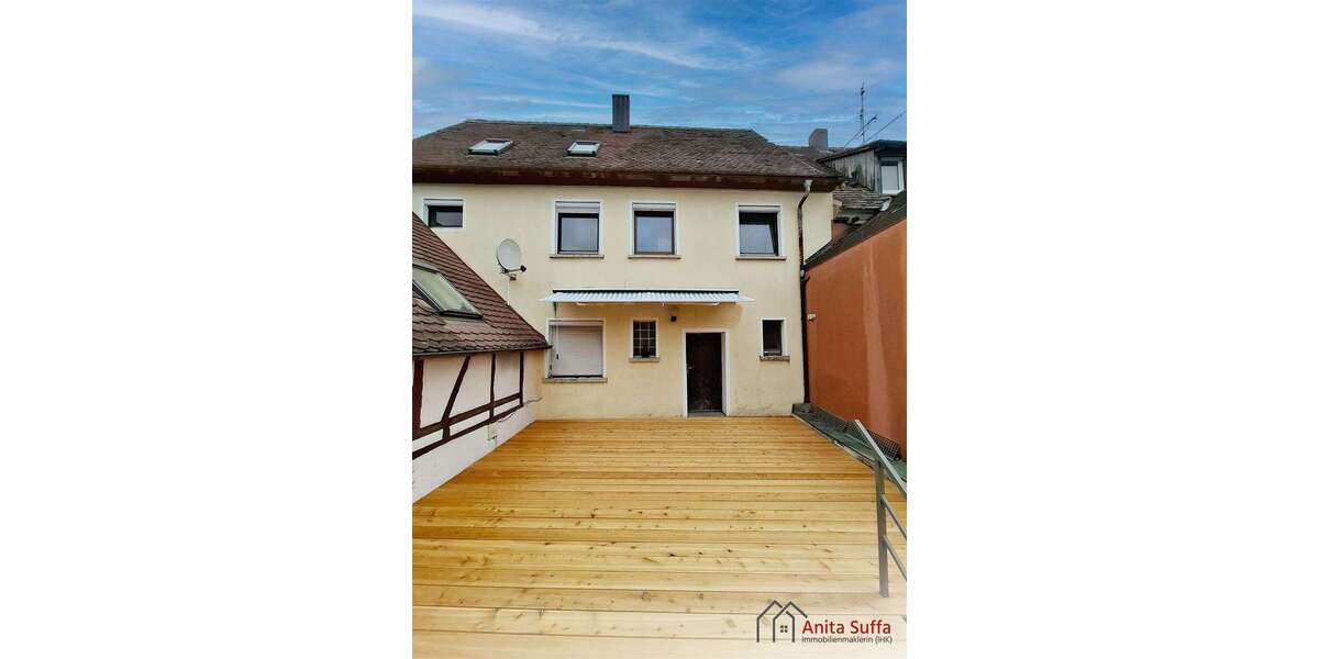 Etagenwohnung Neuhof a d Zenn - 5 Zimmer, 151 m&sup2;, 1.100&euro; | Angebot:26999487