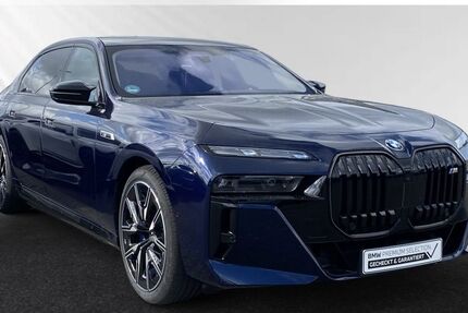 BMW M760 1.800 km 124.900 &euro; Kleve 47533