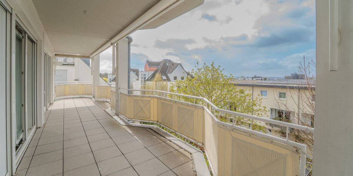 Etagenwohnung Wiesbaden Südost - 5 Zimmer, 158 m&sup2;, 699.000&euro; | Angebot:25996513