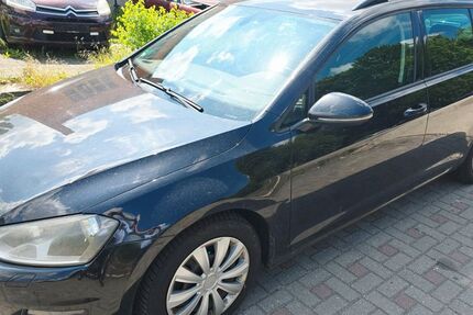 VW Golf 391.500 km 3.990 &euro; Chemnitz 09114