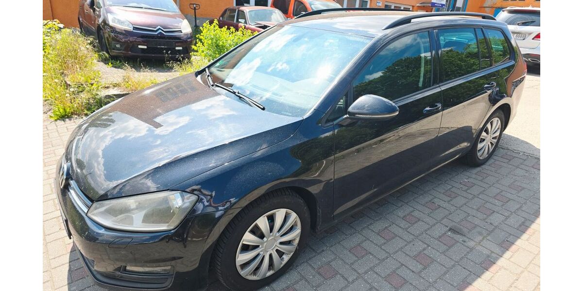 VW Golf 391.500 km 3.990 &euro; Chemnitz 09114