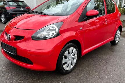 Toyota Aygo (X) 209.900 km 1.999 € Schwabach 91126