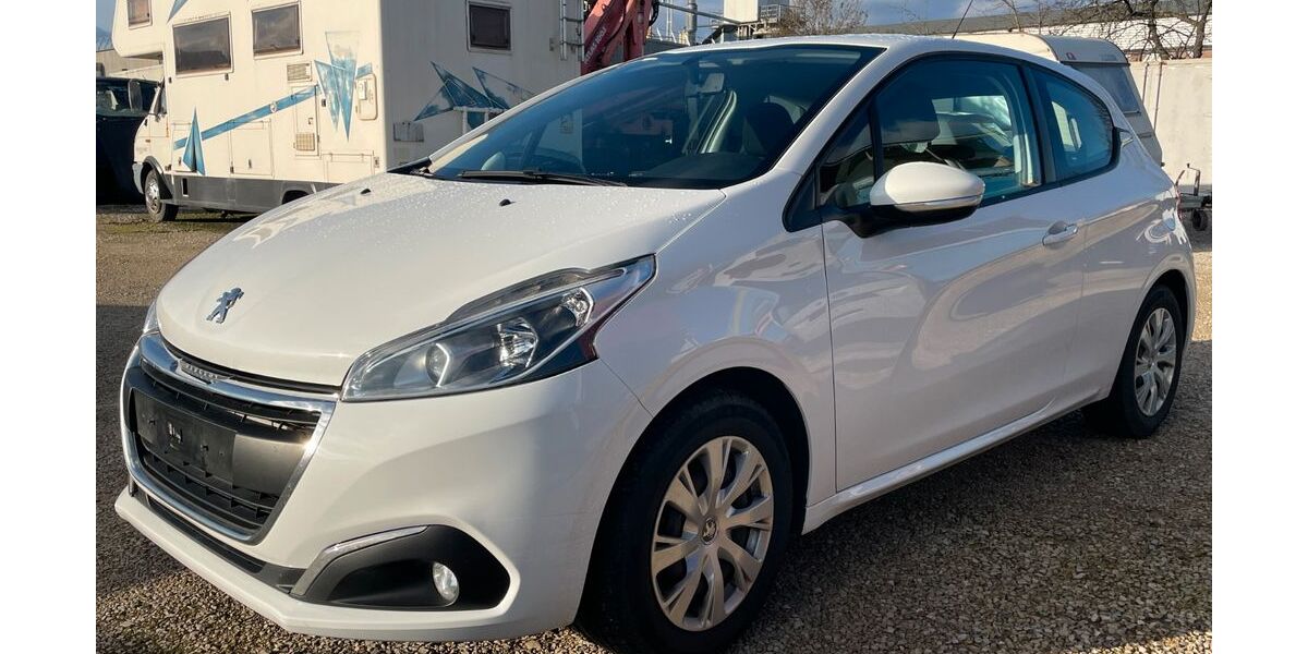 Peugeot 208 120.000 km 4.300 &euro; Nürnberg 90427