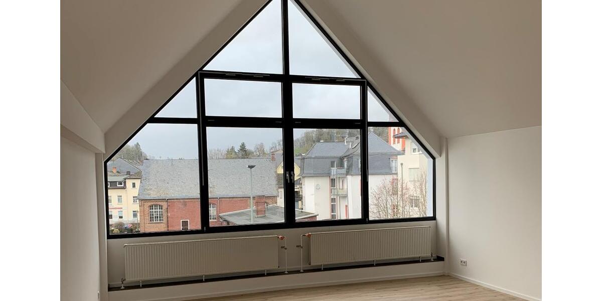 Dachgeschoßwohnung Hadamar - 3 Zimmer, 110 m&sup2;, 970&euro; | Angebot:25146051