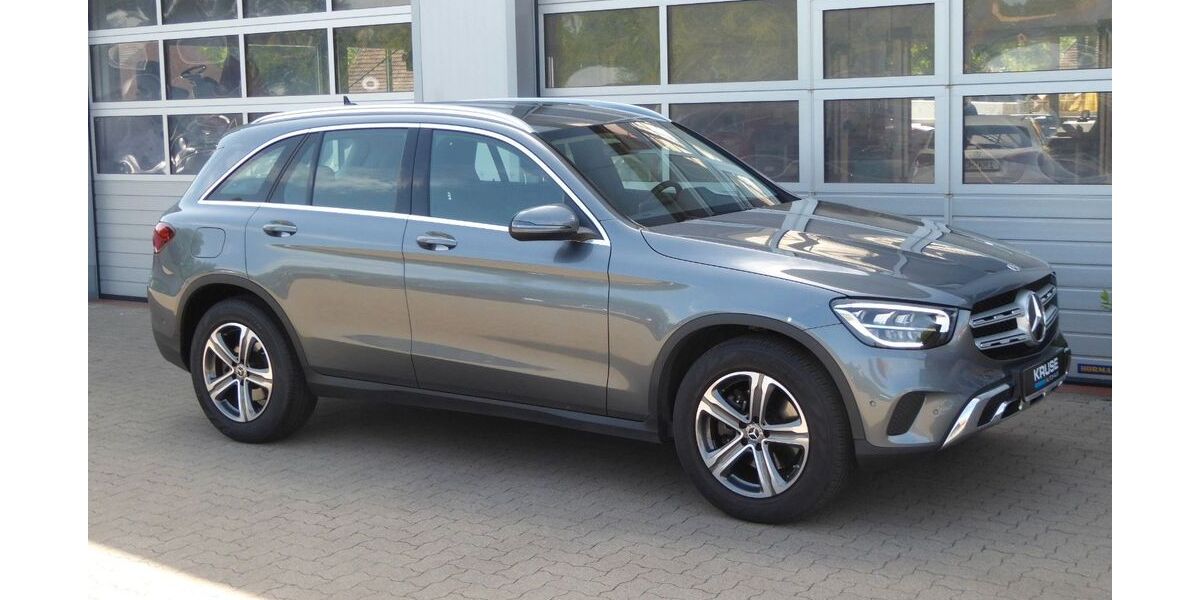 Mercedes-Benz GLC 220 26.200 km 41.950 &euro; Diepenau 31603