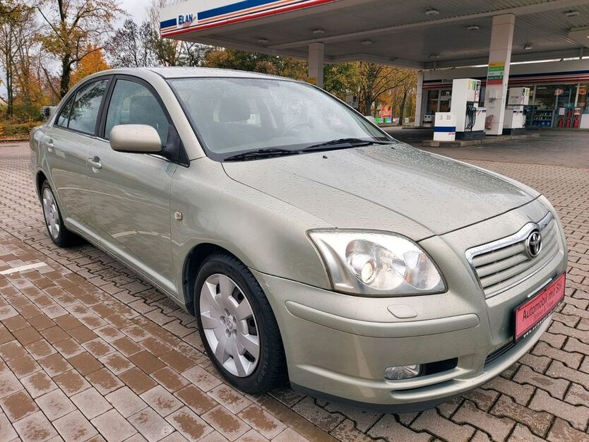 Toyota Avensis 98.527 km 3.999 € Leipzig 04328