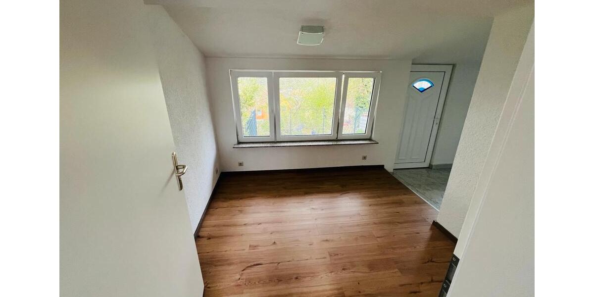 Einfamilienhaus Hohenroda - 3 Zimmer, 81 m&sup2;, 750&euro; | Angebot:26276271