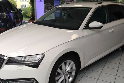 Skoda Superb 101.886 km 20.998 &euro; Burgstädt 09217