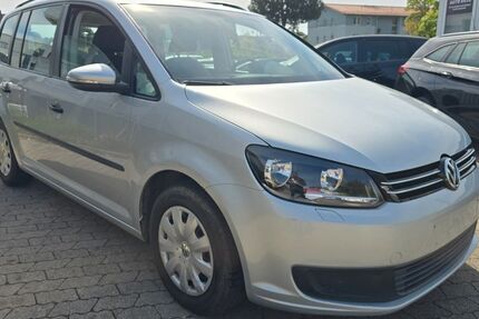 VW Touran 270.000 km 3.700 &euro; Garching 85748