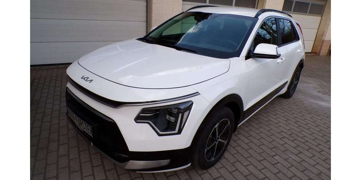 Kia Niro 23.400 km 26.650 &euro; Dohna 01809