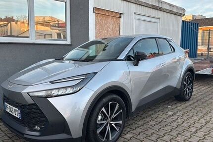 Toyota C-HR 1.306 km 25.900 &euro; Sindelfingen 71065