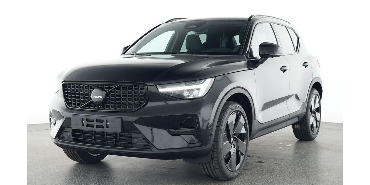 Volvo XC40 7.674 km 36.998 &euro; Plauen 08527