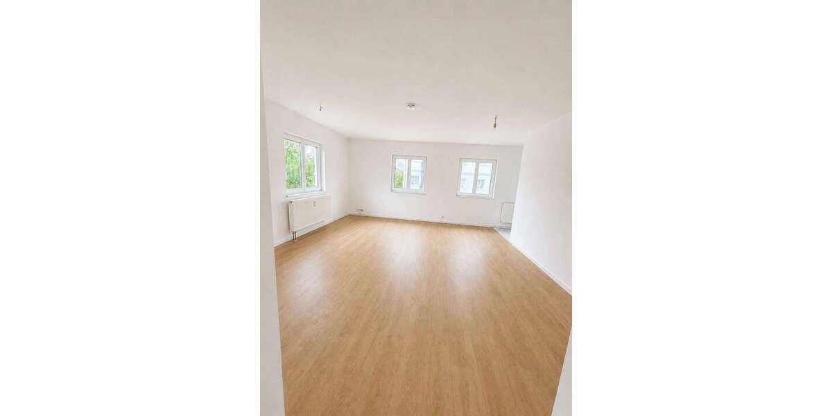 Etagenwohnung Fürstenwalde - 2 Zimmer, 81 m&sup2;, 988&euro; | Angebot:27112708