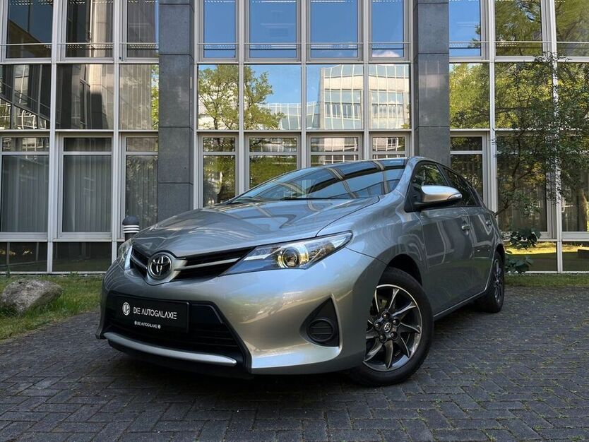 Auris