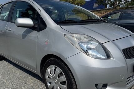 Toyota Yaris 114.791 km 4.998 &euro; Weimar 99423