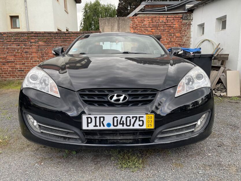 Hyundai Genesis 82.000 km 12.500 € Dohna 01809