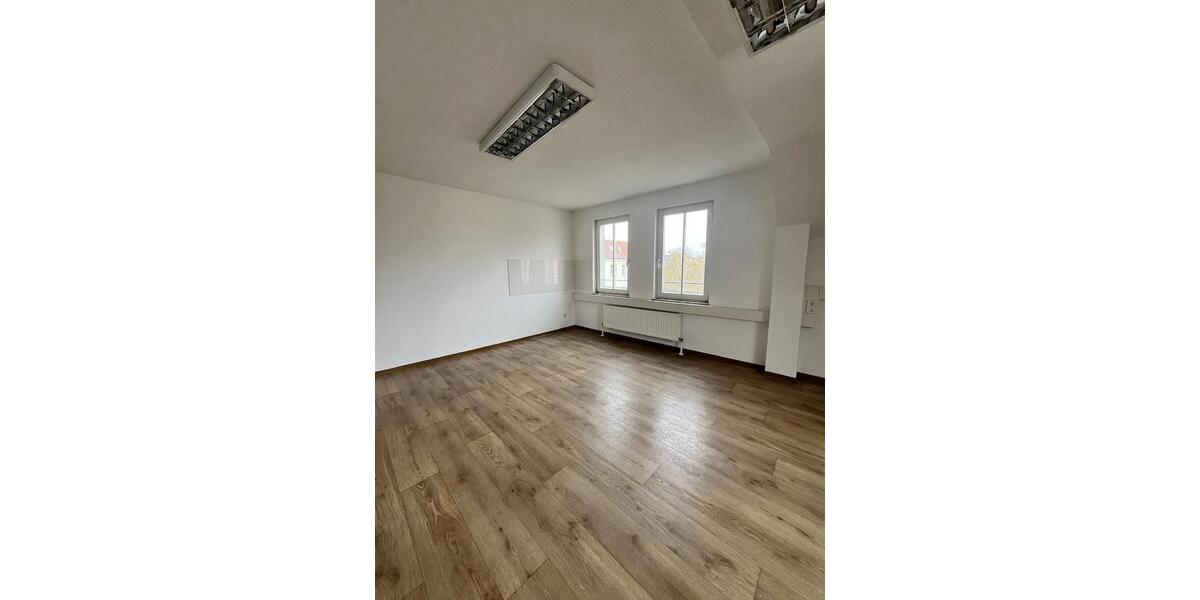 Gewerbeobjekt Zwickau - 610&euro; | Angebot:26145481