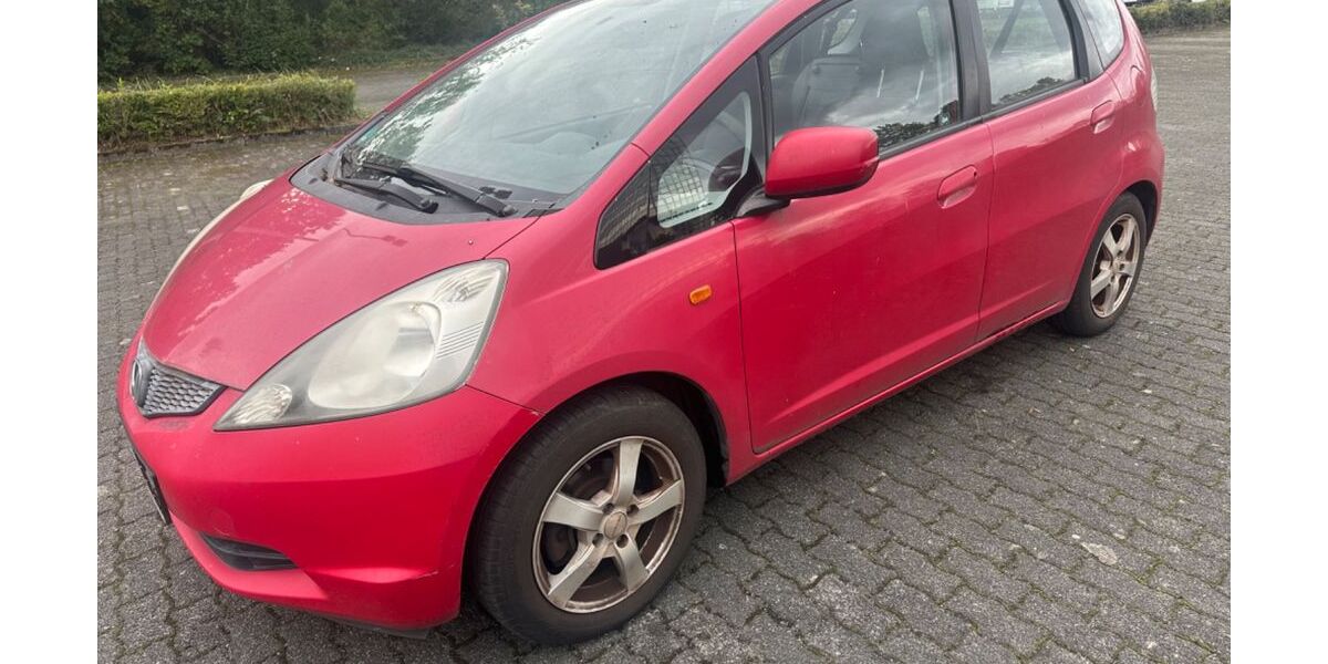 Honda Jazz 187.000 km 2.190 &euro; Hanau 63452