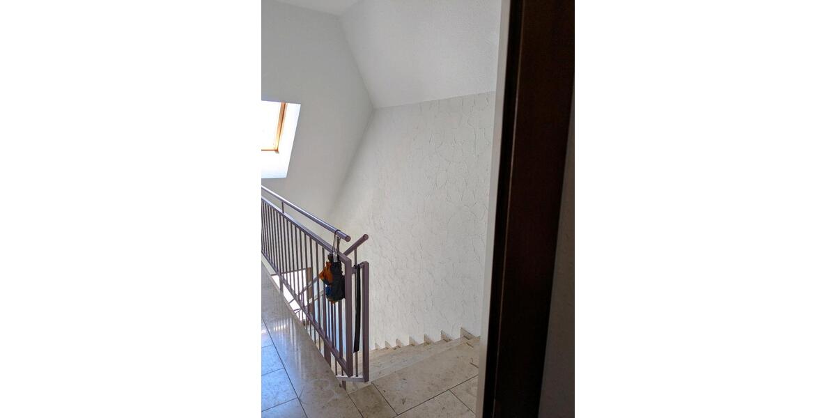 Dachgeschoßwohnung Herzogenaurach - 2.5 Zimmer, 64 m&sup2;, 275.000&euro; | Angebot:26704722