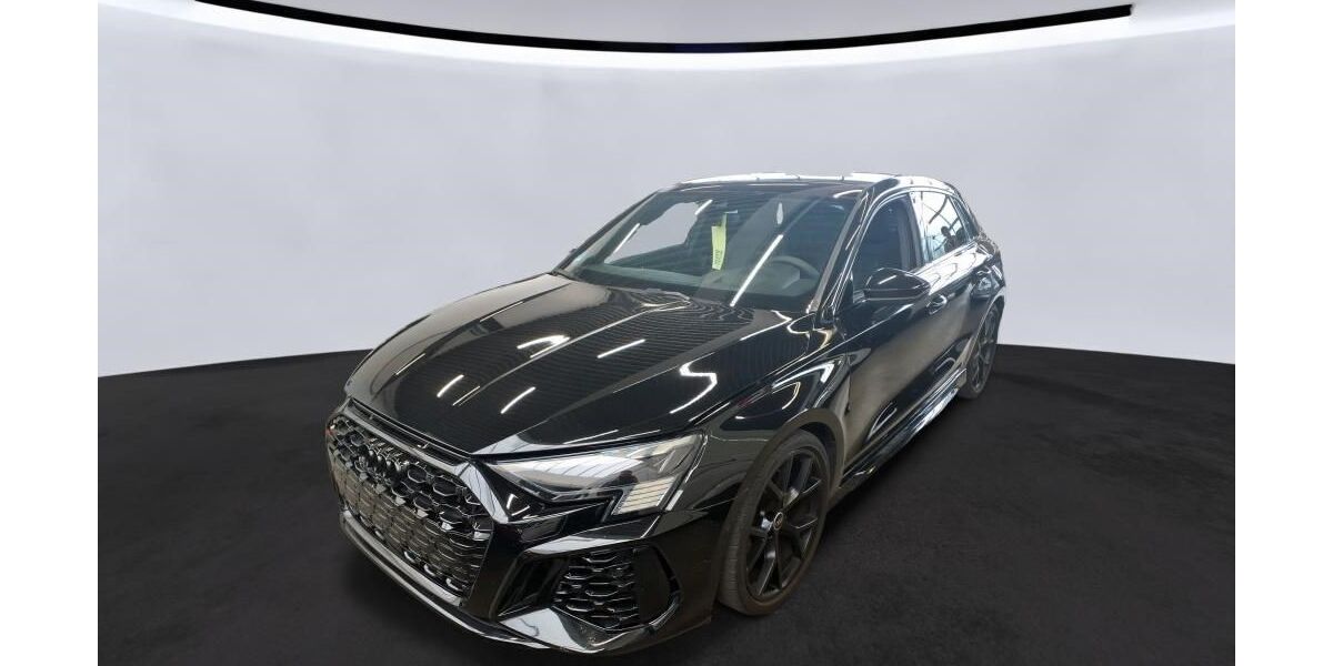 Audi RS3 68.425 km 54.979 &euro; Wittingen 29378