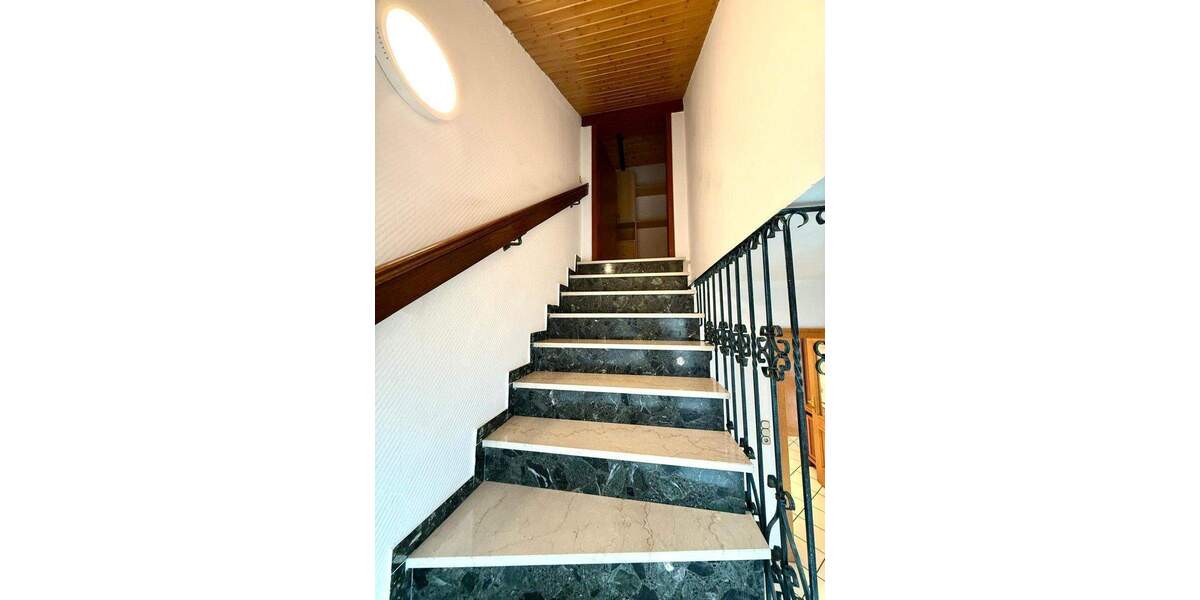 Einfamilienhaus Teublitz - 7 Zimmer, 163 m&sup2;, 1.250&euro; | Angebot:25051698