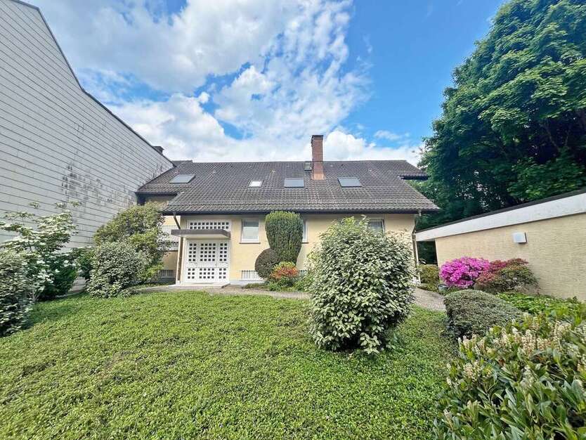 Haus zum Kaufen in Baden-Baden 825.000 € 394.05 m²