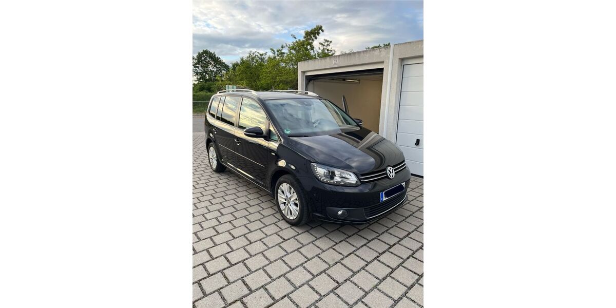 VW Touran 200.000 km 6.950 &euro; Birkenheide 67134