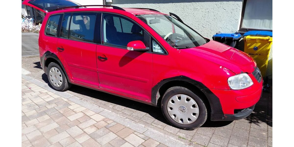VW Touran 194.000 km 2.700 &euro; kernen 71394