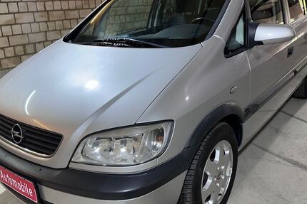 Opel Zafira 138.536 km 2.999 &euro; Hamburg 21079