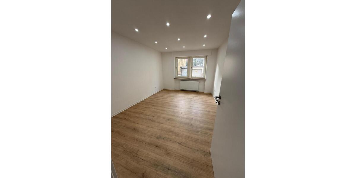Etagenwohnung Neunkirchen - 3 Zimmer, 60 m&sup2;, 650&euro; | Angebot:26138396
