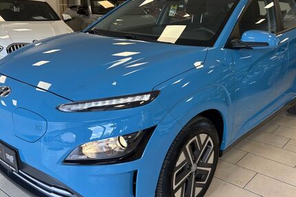 Hyundai KONA 29.769 km 24.900 &euro; Bonn 53227
