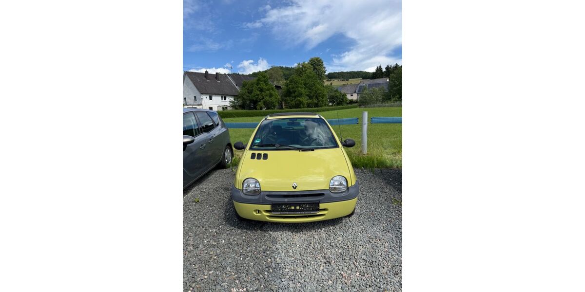 Renault Twingo 88.500 km 2.890 &euro; Niederbrombach 55767