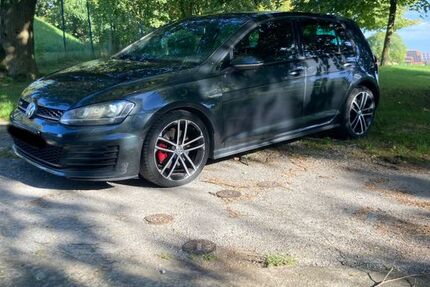 VW Golf 194.500 km 11.200 &euro; Bad Wünnenberg 33181