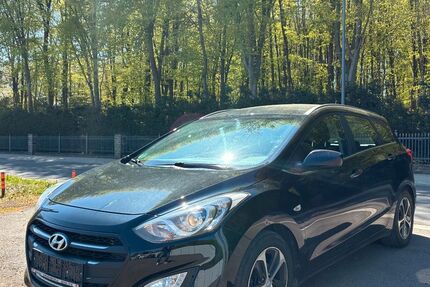 Hyundai i30 204.000 km 6.200 &euro; Halsenbach 56283